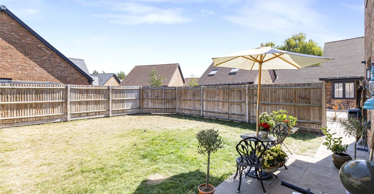 3 bedroom house for sale in Cliffe Woods | Robinson Michael & Jackson