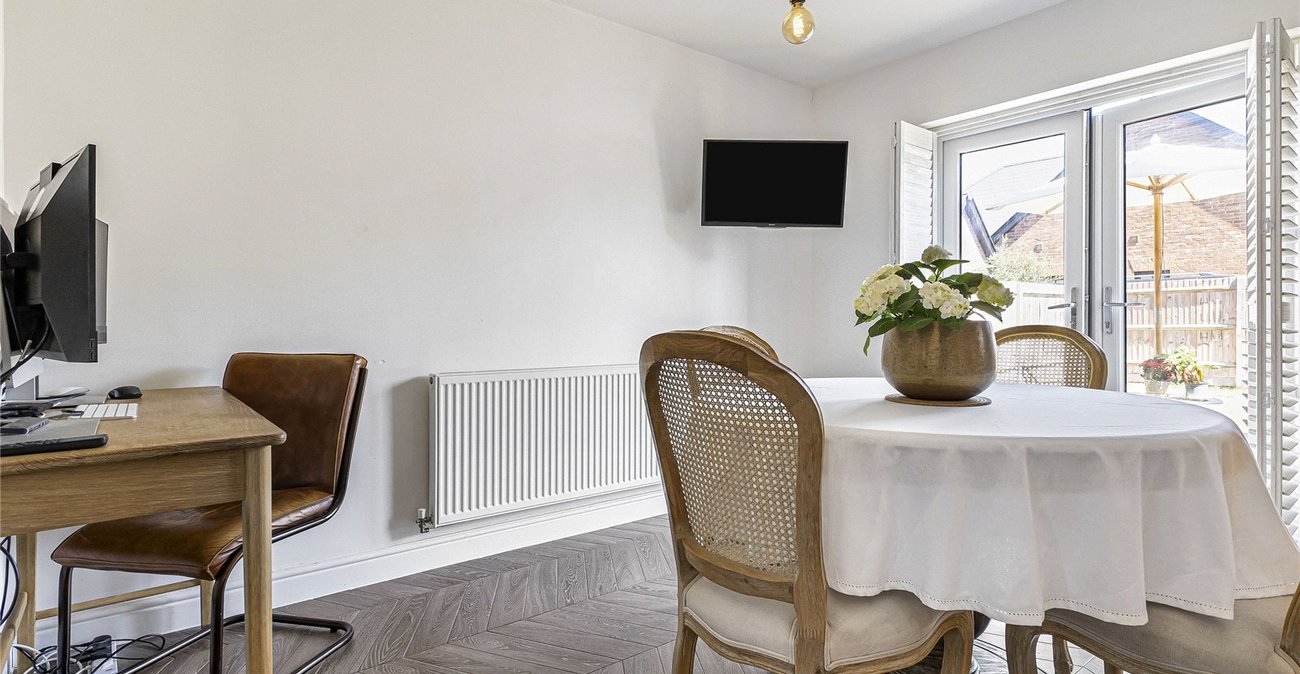 3 bedroom house for sale in Cliffe Woods | Robinson Michael & Jackson