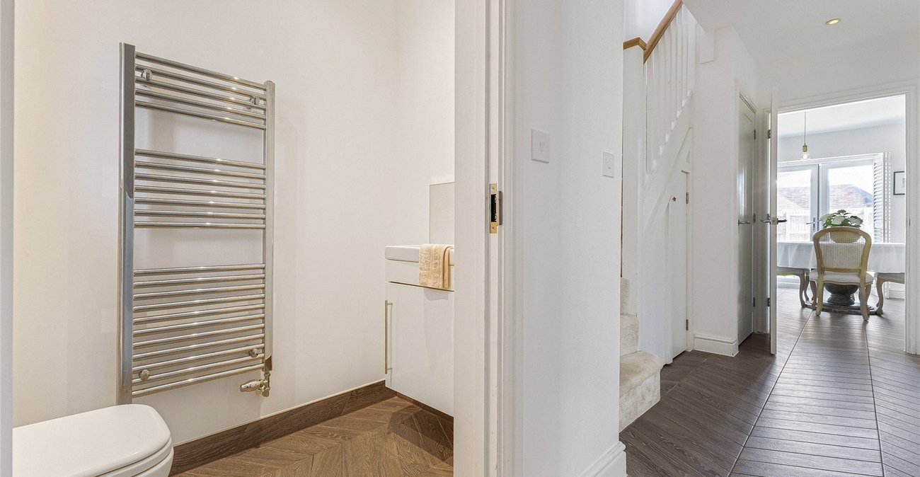 3 bedroom house for sale in Cliffe Woods | Robinson Michael & Jackson