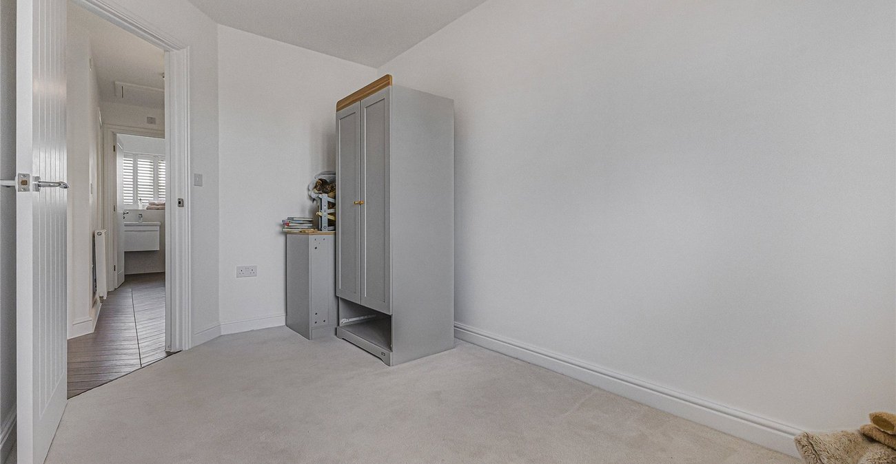 3 bedroom house for sale in Cliffe Woods | Robinson Michael & Jackson