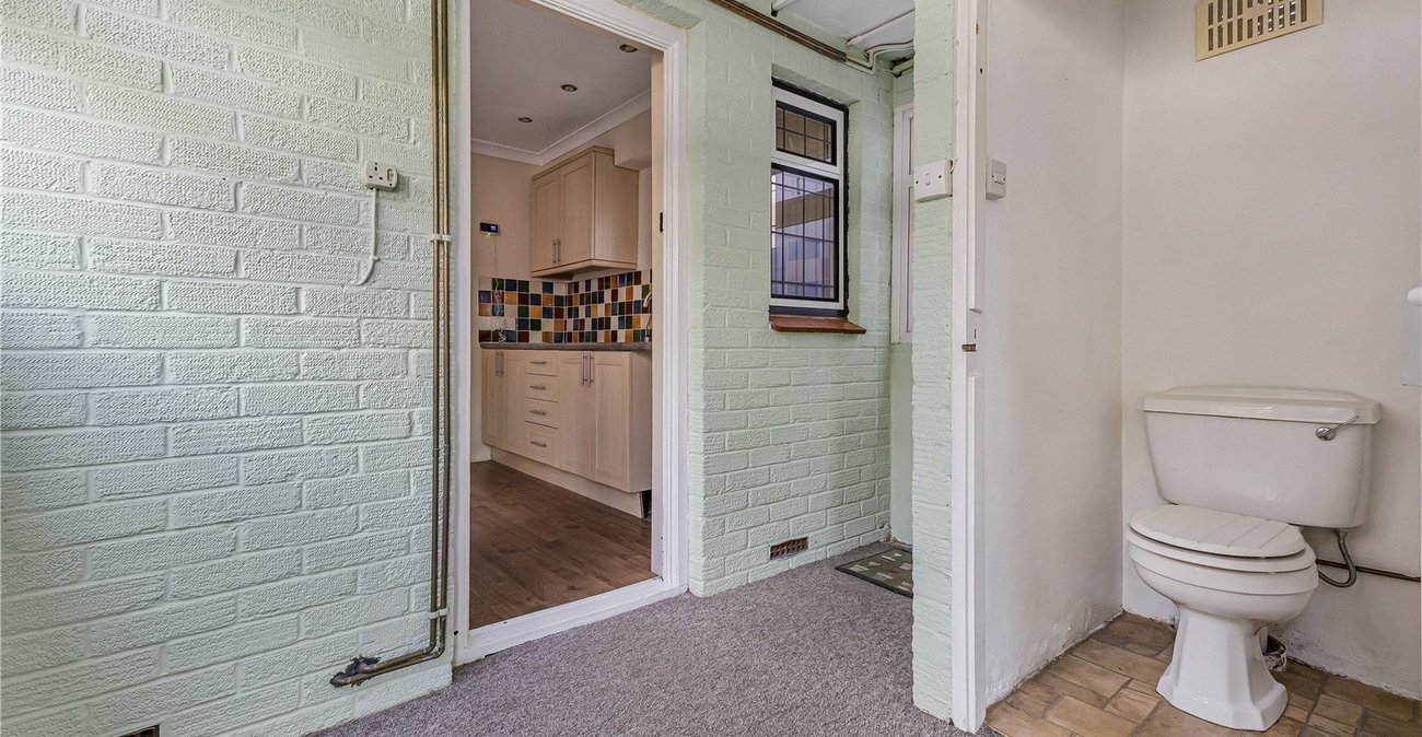 2 bedroom house for sale in Swanley | Robinson Jackson