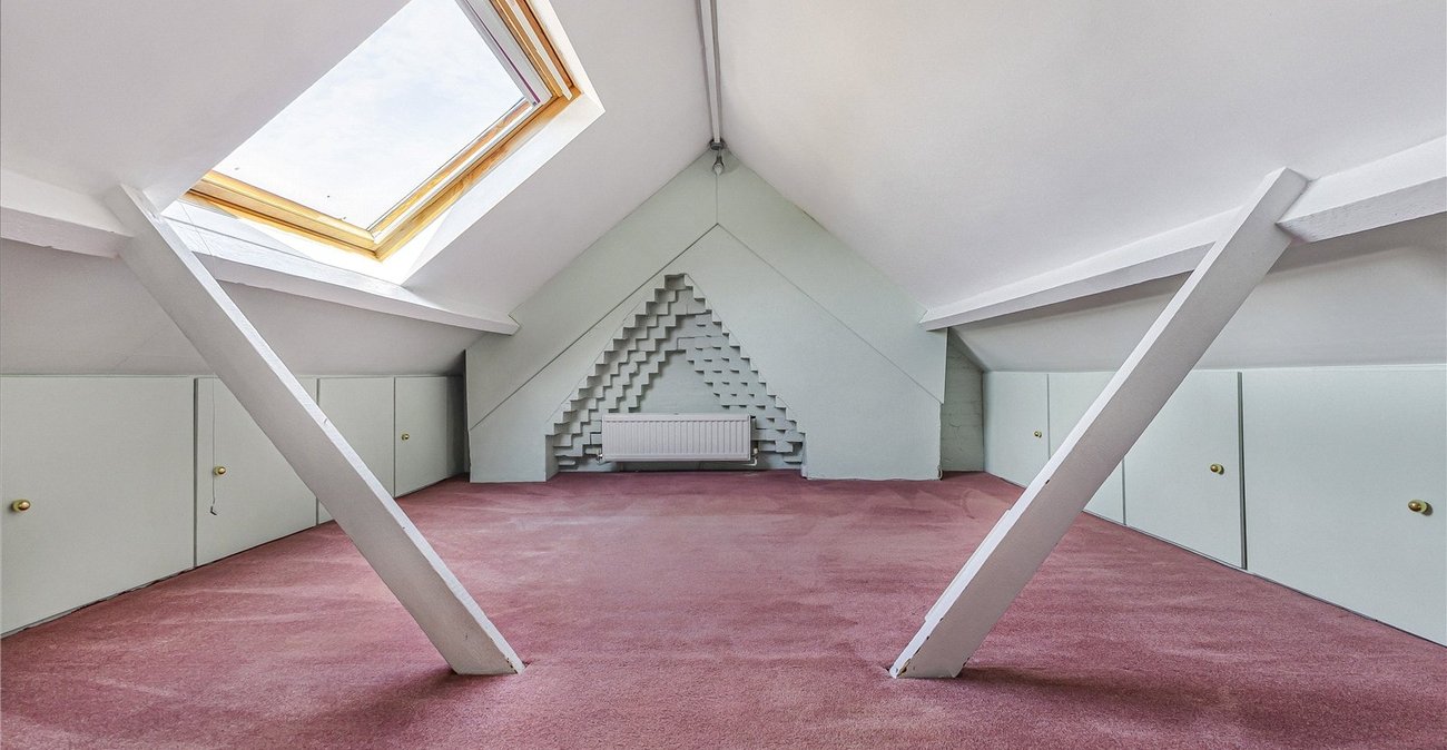 2 bedroom house for sale in Swanley | Robinson Jackson
