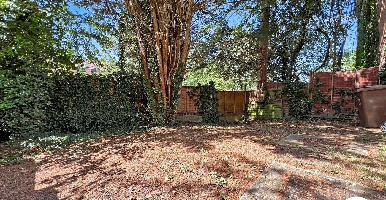 1 bedroom house for sale in Chatham | Robinson Michael & Jackson