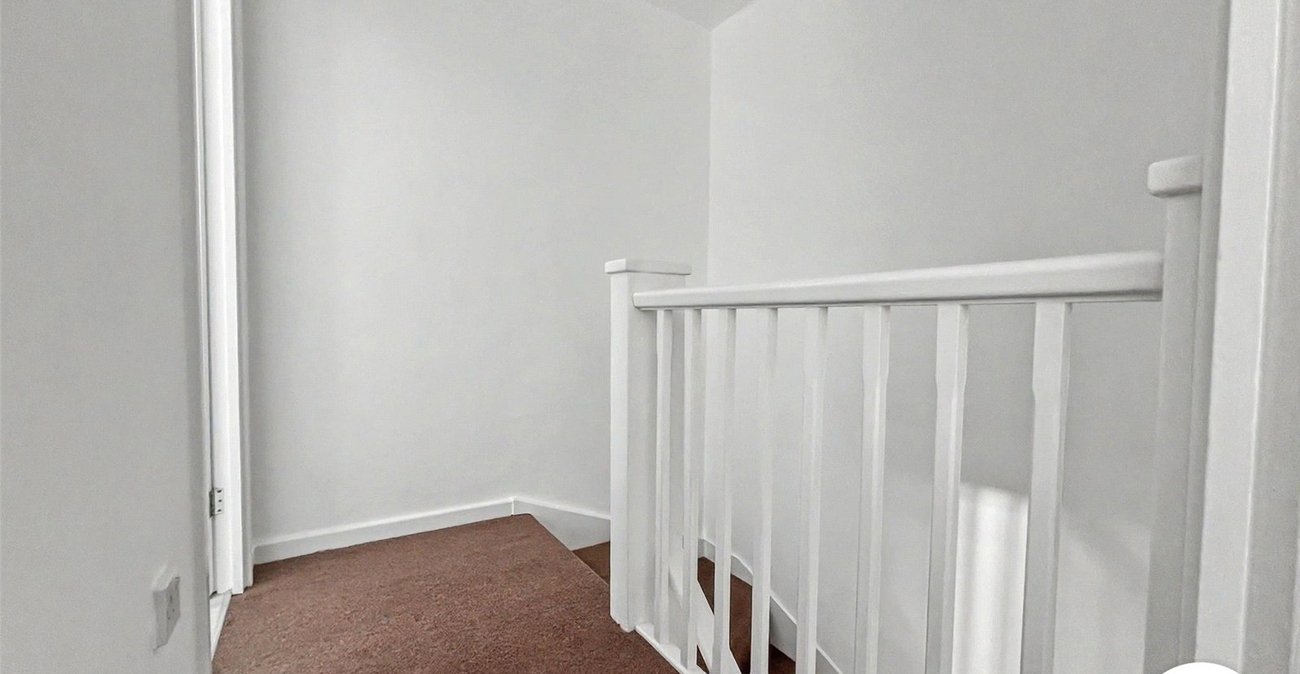 1 bedroom house for sale in Chatham | Robinson Michael & Jackson