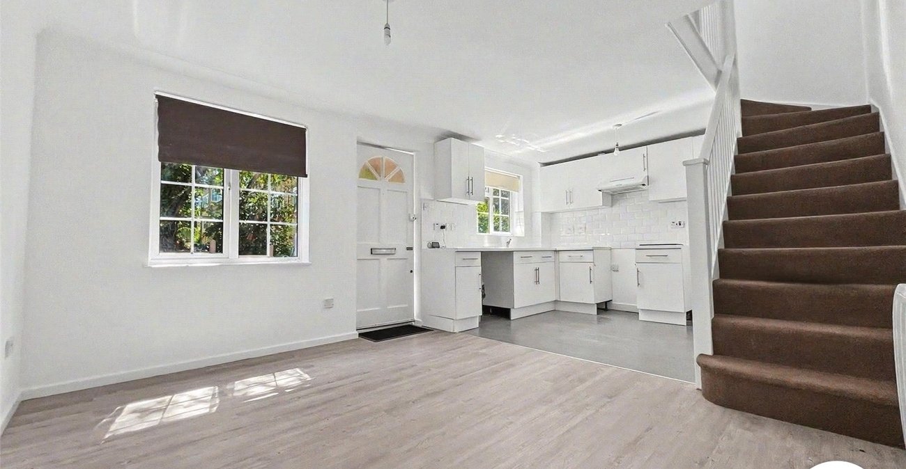 1 bedroom house for sale in Chatham | Robinson Michael & Jackson