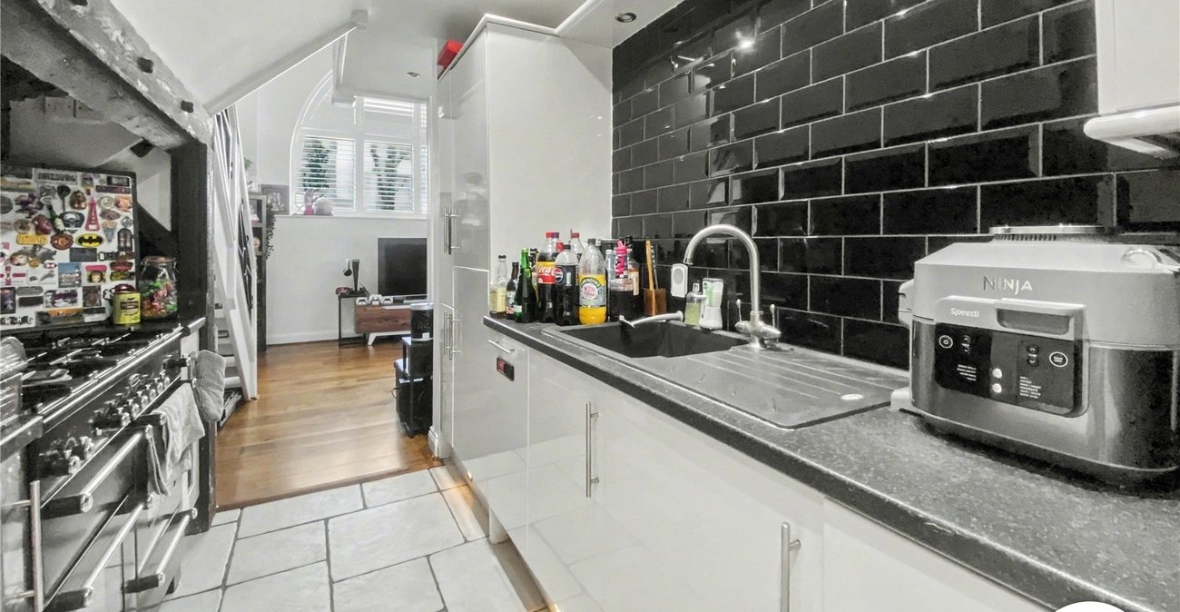 3 bedroom property for sale in Sidcup | Robinson Jackson