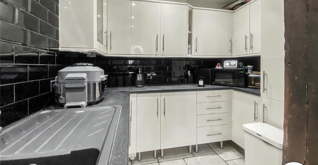 3 bedroom property for sale in Sidcup | Robinson Jackson