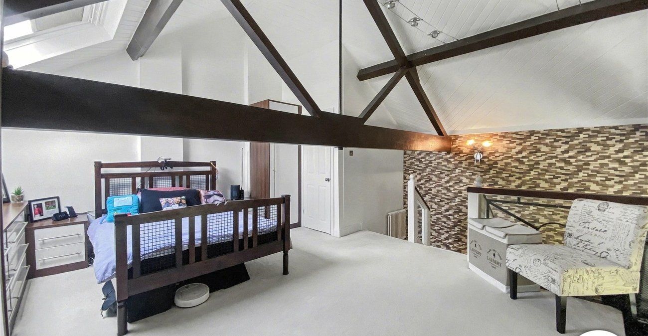 3 bedroom property for sale in Sidcup | Robinson Jackson