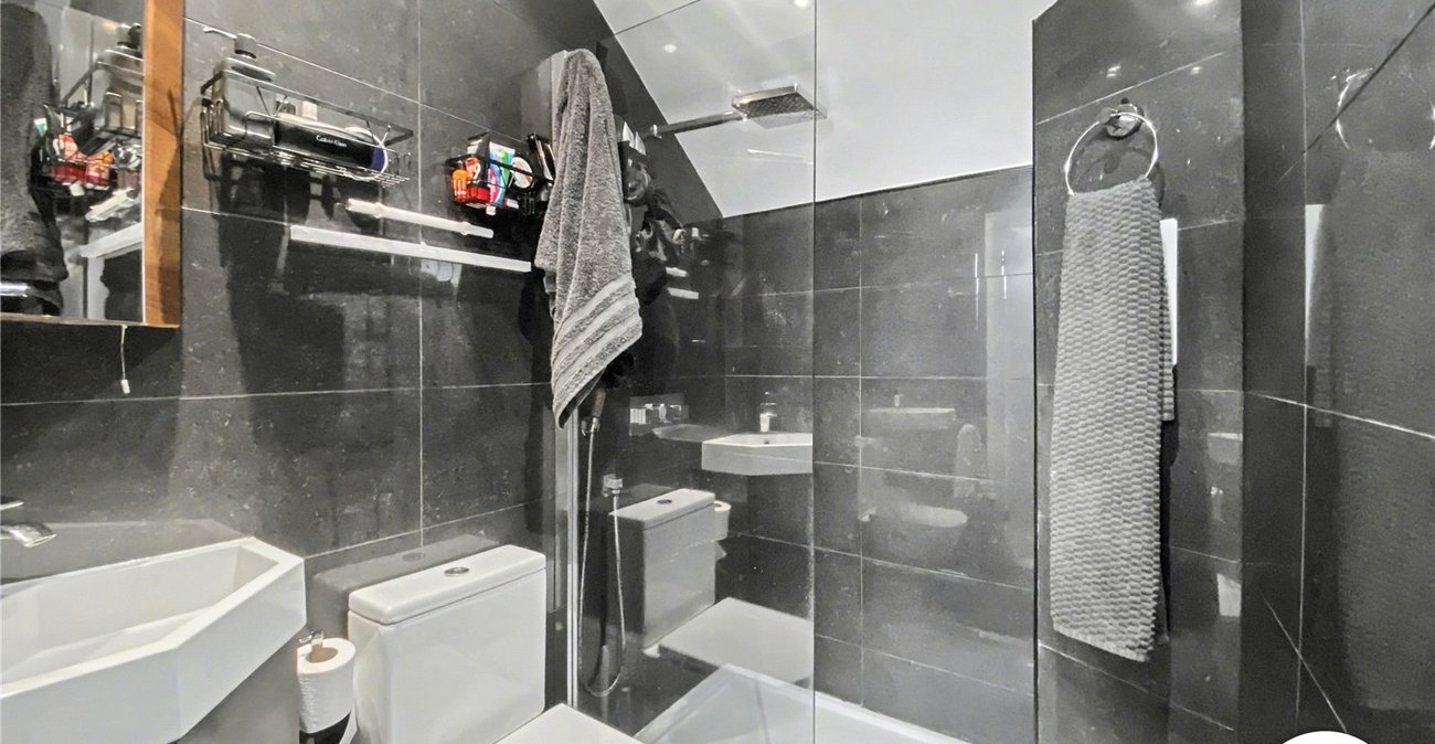 3 bedroom property for sale in Sidcup | Robinson Jackson