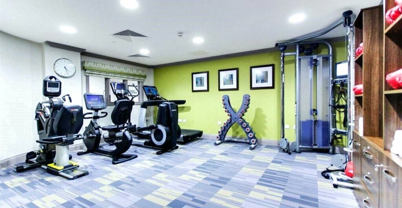 2 bedroom property for sale in Hextable | Robinson Jackson