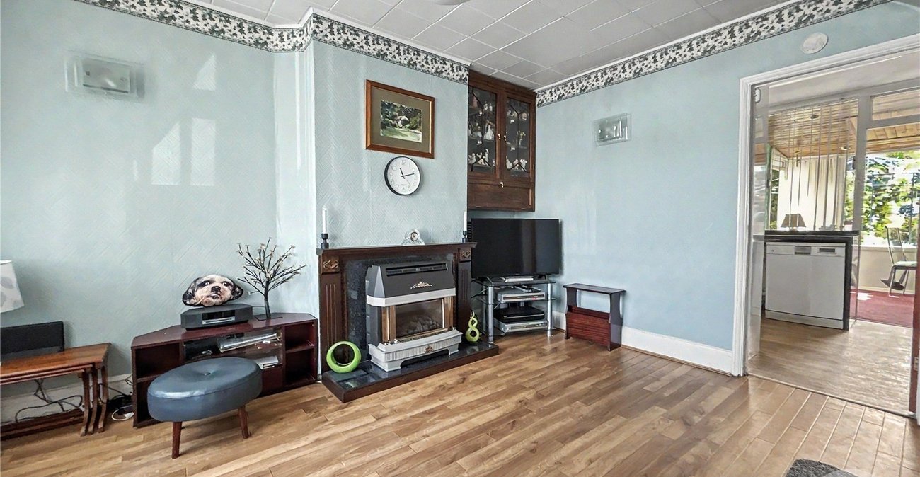 2 bedroom house for sale in Sidcup | Robinson Jackson