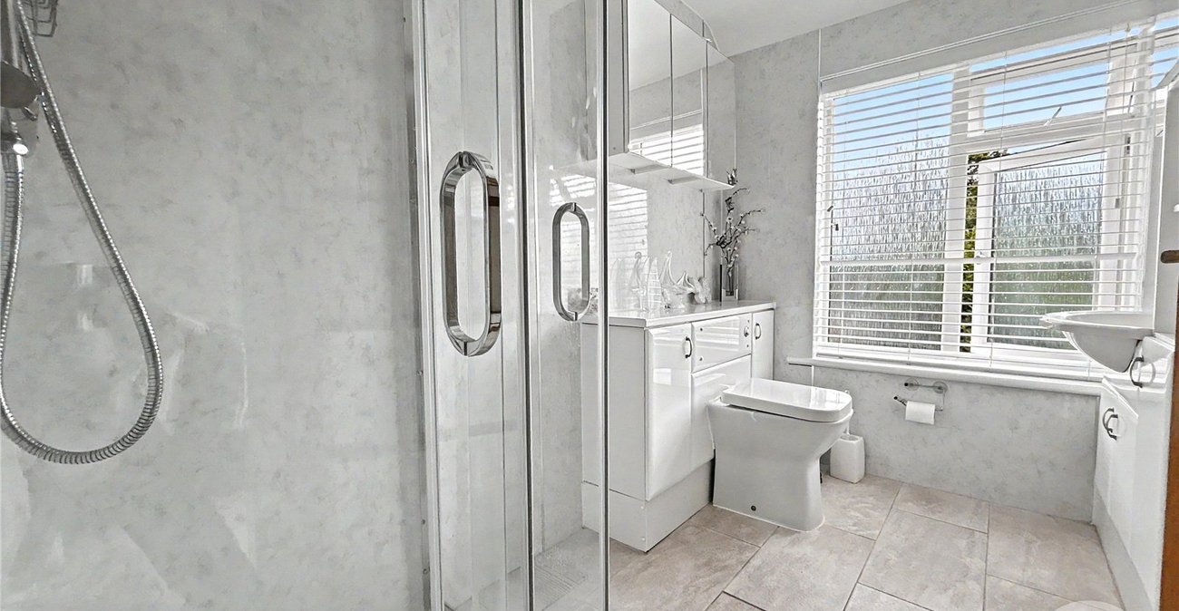 2 bedroom house for sale in Sidcup | Robinson Jackson