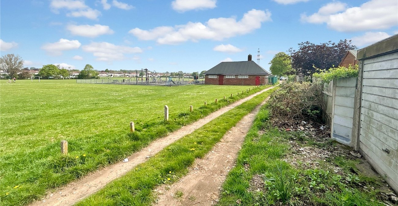 4 bedroom house for sale in Sidcup | Robinson Jackson