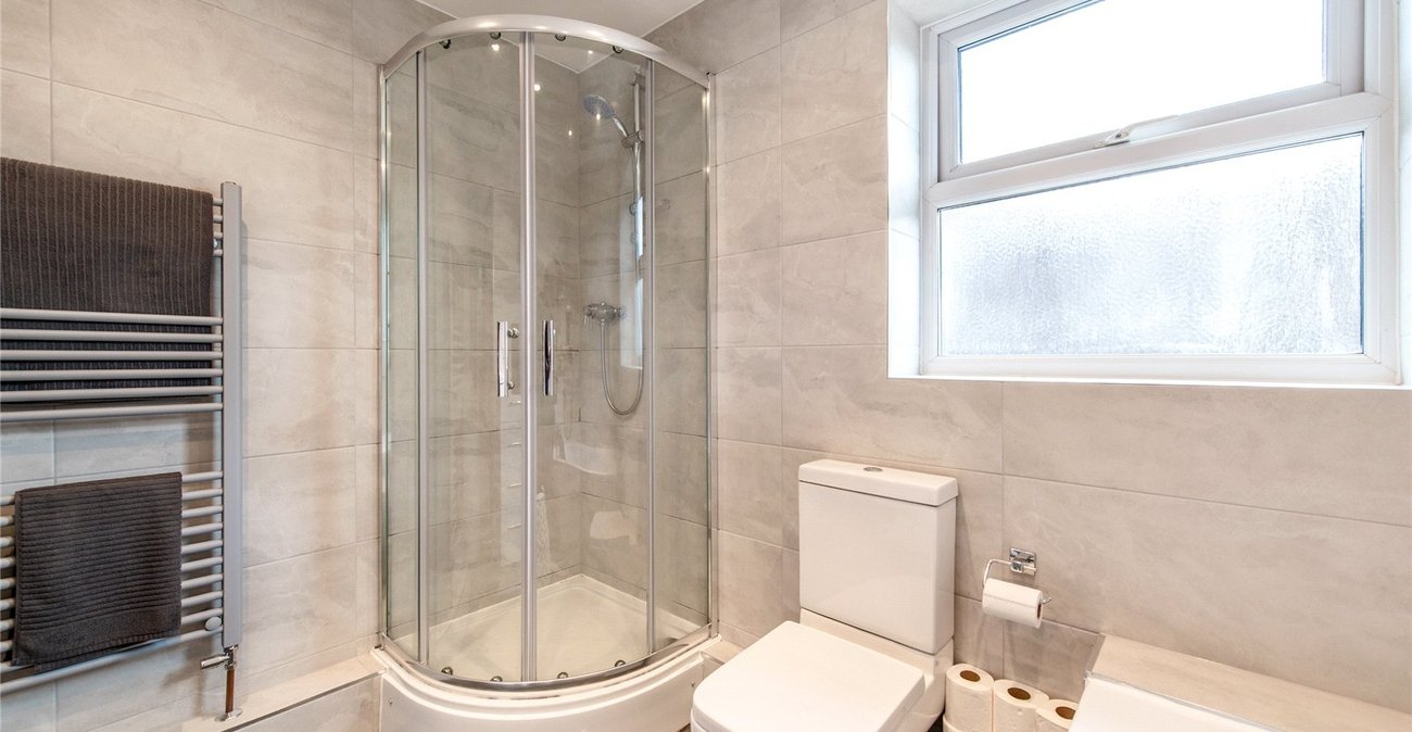 2 bedroom house for sale in Gravesend | Robinson Michael & Jackson