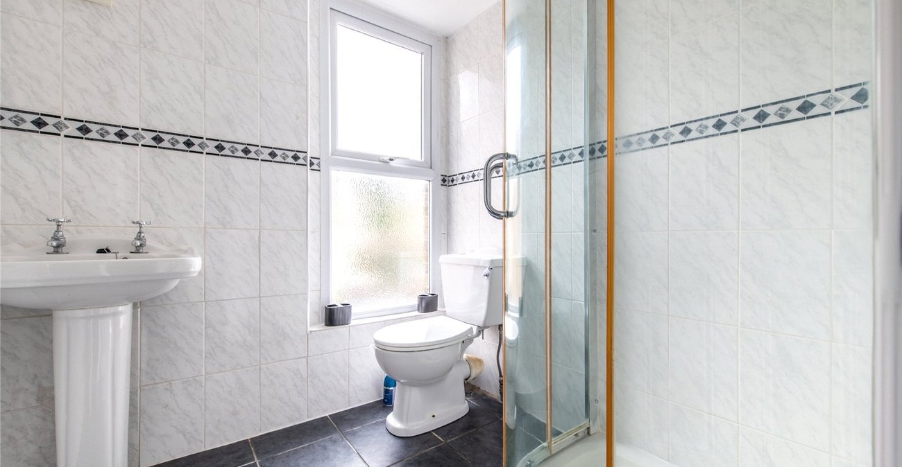 3 bedroom house for sale in Gravesend | Robinson Michael & Jackson