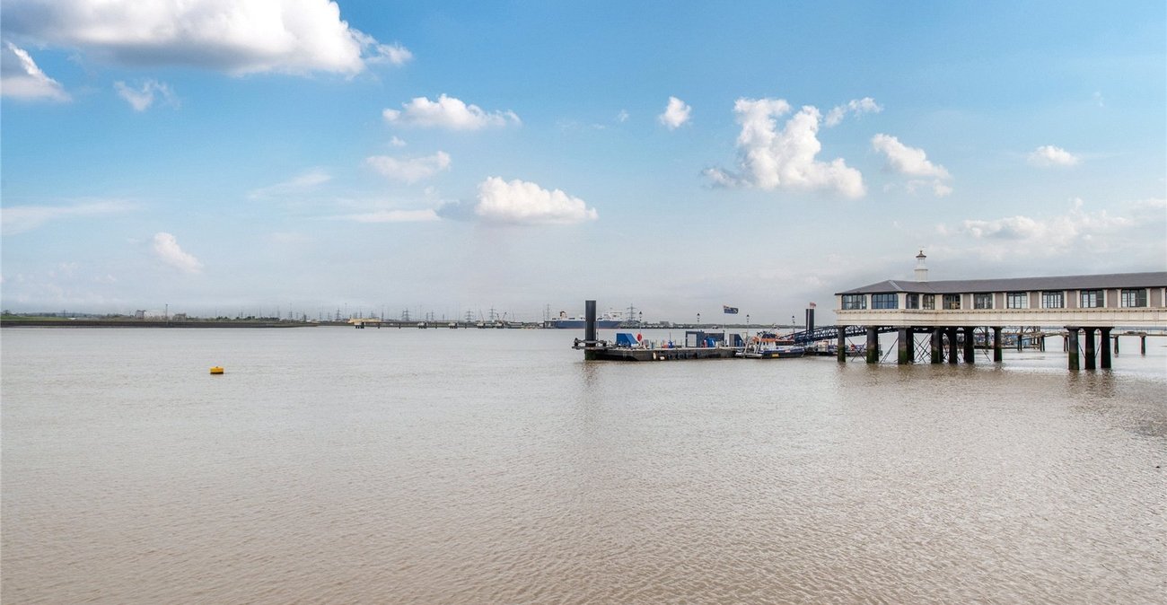 3 bedroom house for sale in Gravesend | Robinson Michael & Jackson