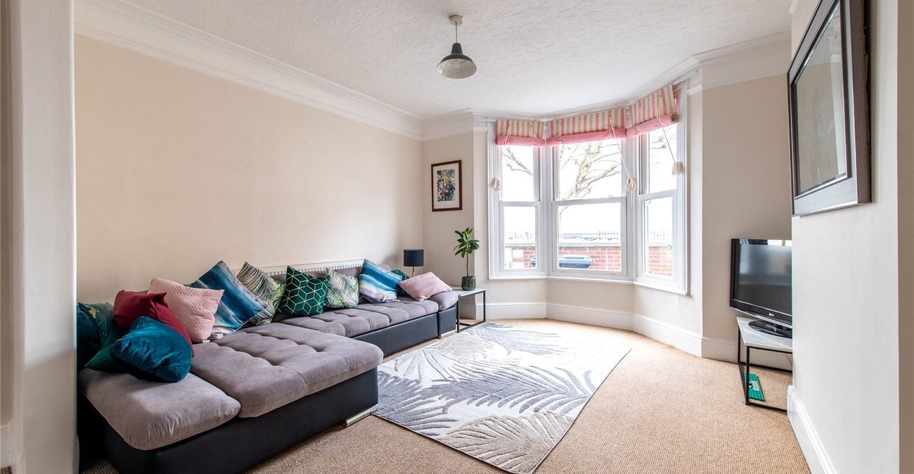 3 bedroom house for sale in Gravesend | Robinson Michael & Jackson