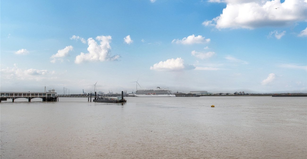 3 bedroom house for sale in Gravesend | Robinson Michael & Jackson