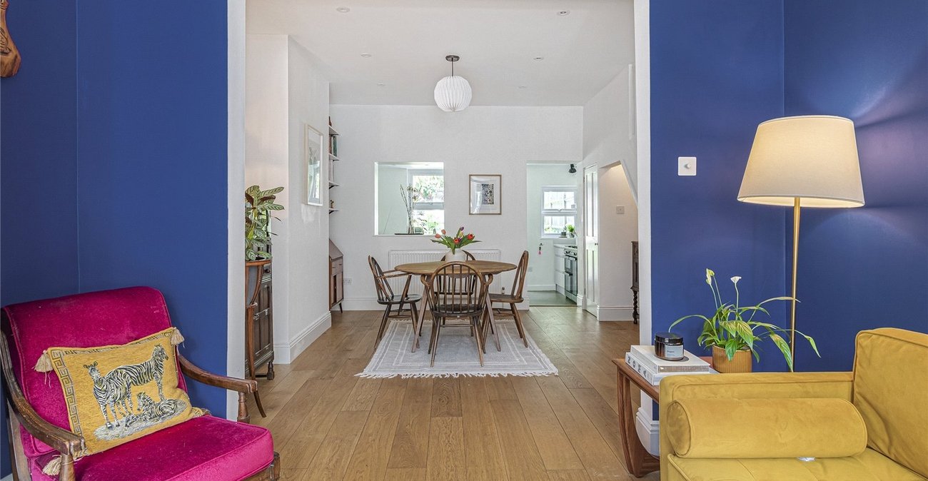 3 bedroom house for sale in Plumstead Common | Robinson Jackson