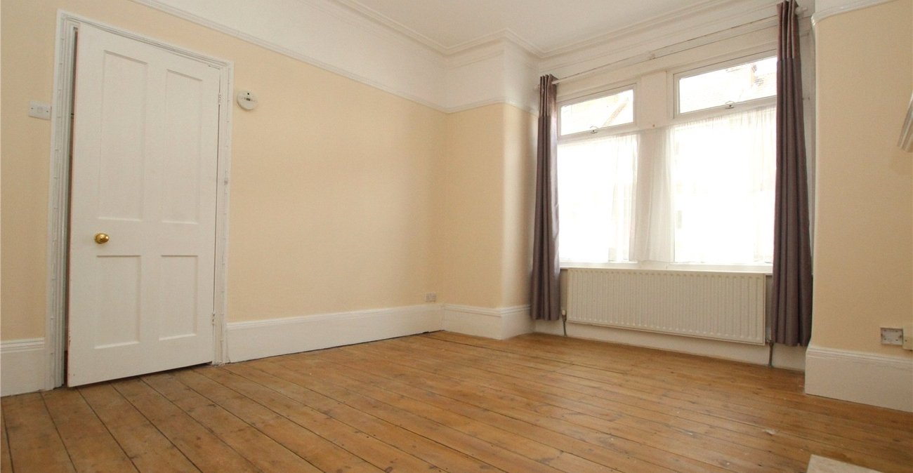 2 bedroom house for sale in Plumstead | Robinson Jackson