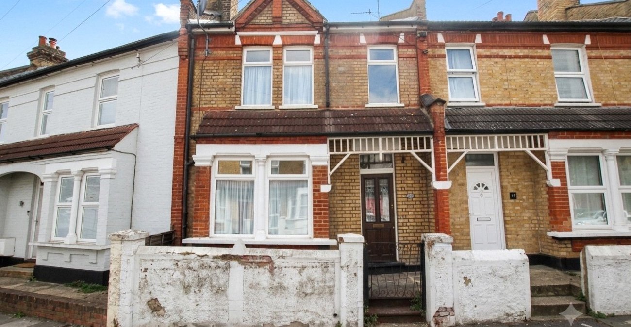 2 bedroom house for sale in Plumstead | Robinson Jackson