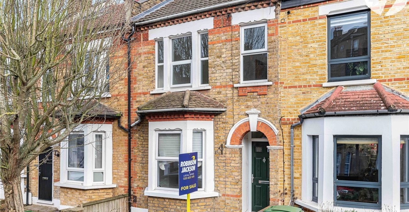 2 bedroom house for sale in Plumstead | Robinson Jackson