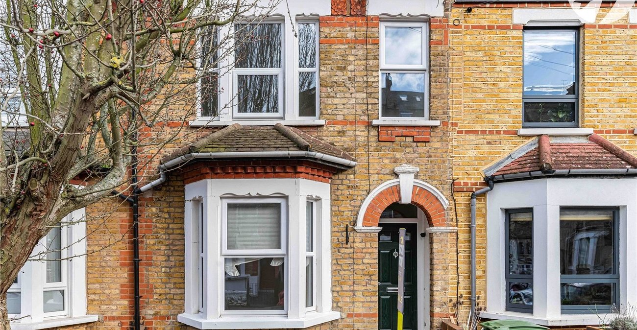 2 bedroom house for sale in Plumstead | Robinson Jackson