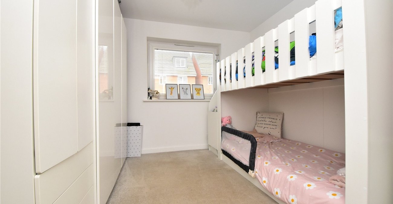 2 bedroom property for sale in Dartford | Robinson Jackson