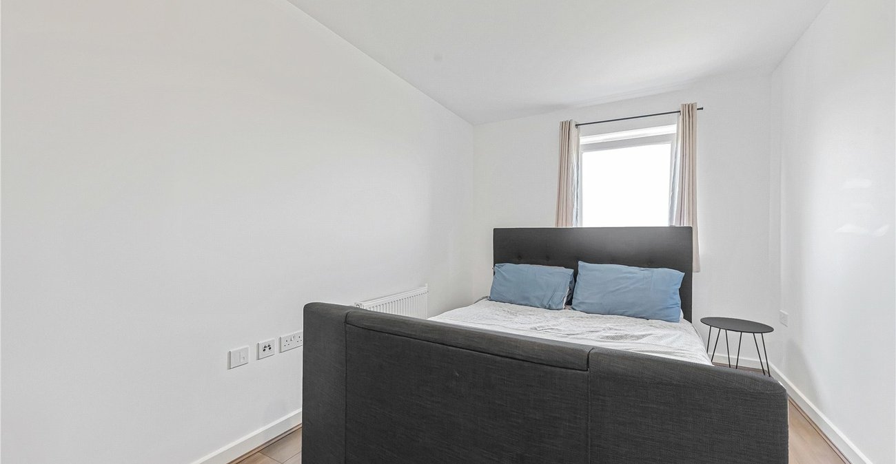 2 bedroom property for sale in Dartford | Robinson Jackson