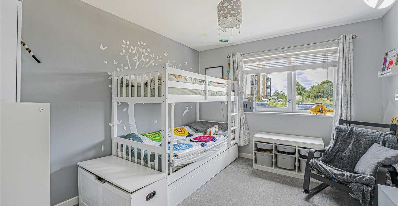 2 bedroom property for sale in Dartford | Robinson Jackson