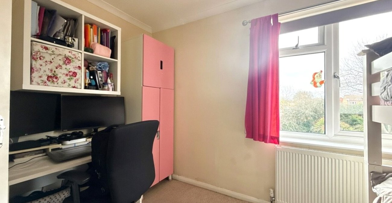 2 bedroom house for sale in Gravesend | Robinson Michael & Jackson