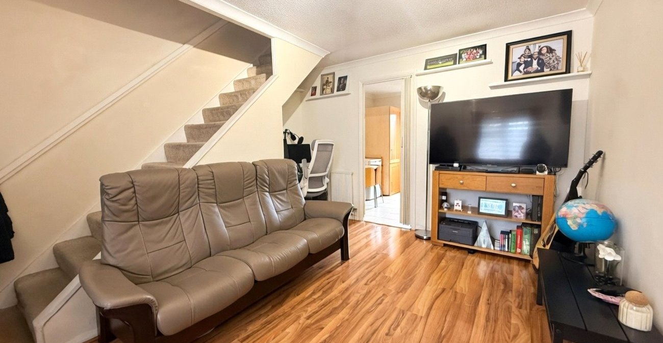 2 bedroom house for sale in Gravesend | Robinson Michael & Jackson