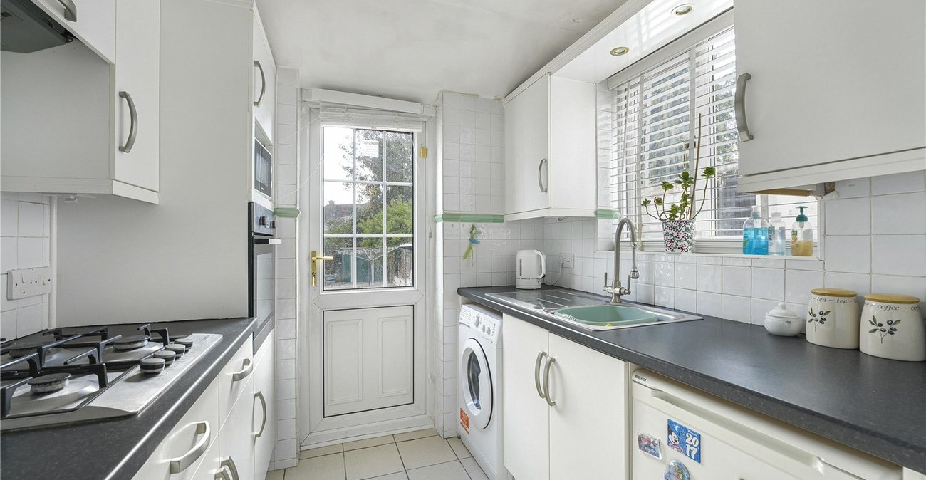 3 bedroom house for sale in Welling | Robinson Jackson