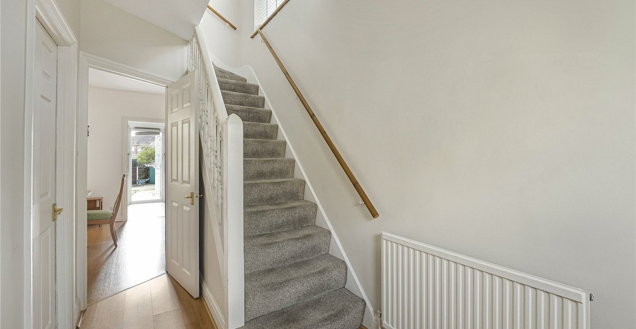 3 bedroom house for sale in Welling | Robinson Jackson