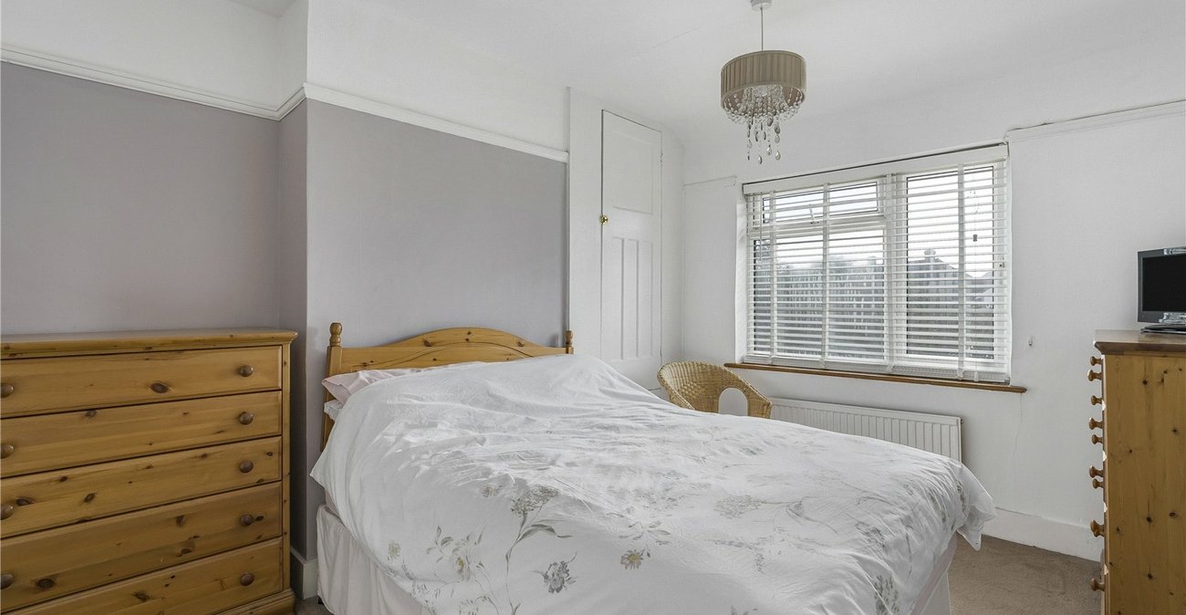 3 bedroom house for sale in Welling | Robinson Jackson