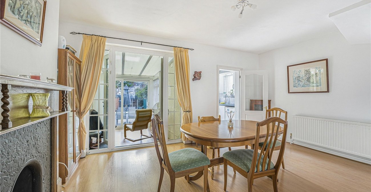 3 bedroom house for sale in Welling | Robinson Jackson