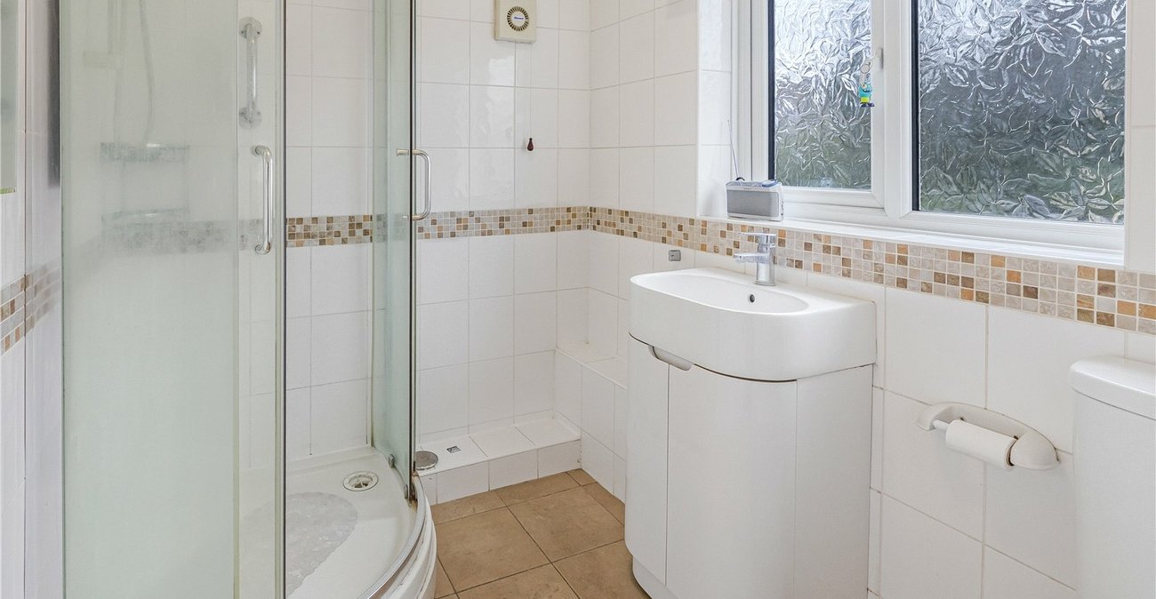 3 bedroom house for sale in Welling | Robinson Jackson