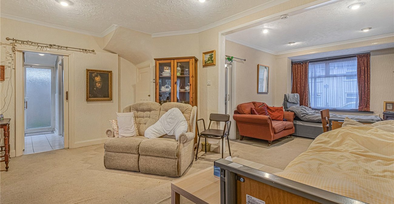 3 bedroom house for sale in Welling | Robinson Jackson