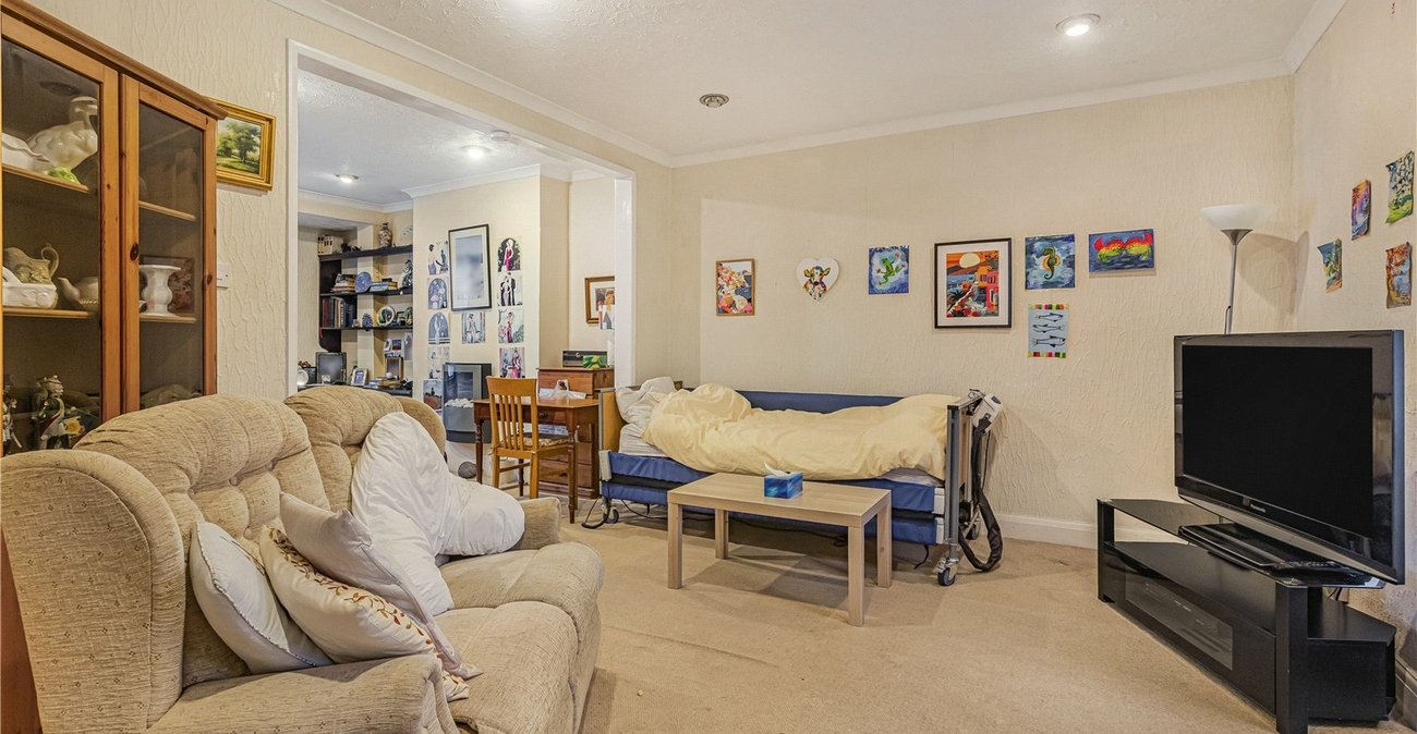 3 bedroom house for sale in Welling | Robinson Jackson