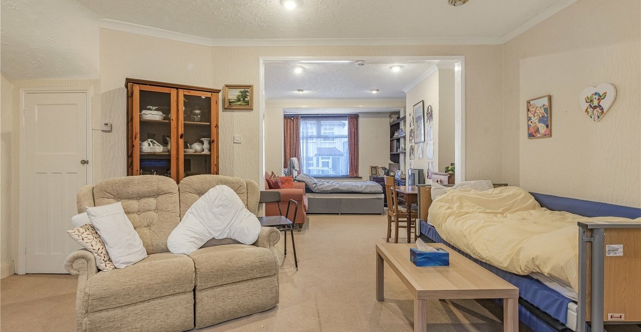 3 bedroom house for sale in Welling | Robinson Jackson