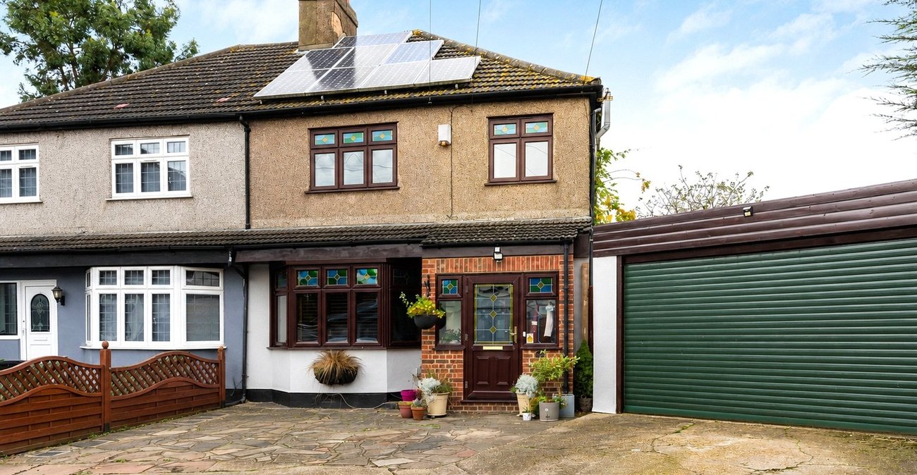 3 bedroom house for sale in Welling | Robinson Jackson