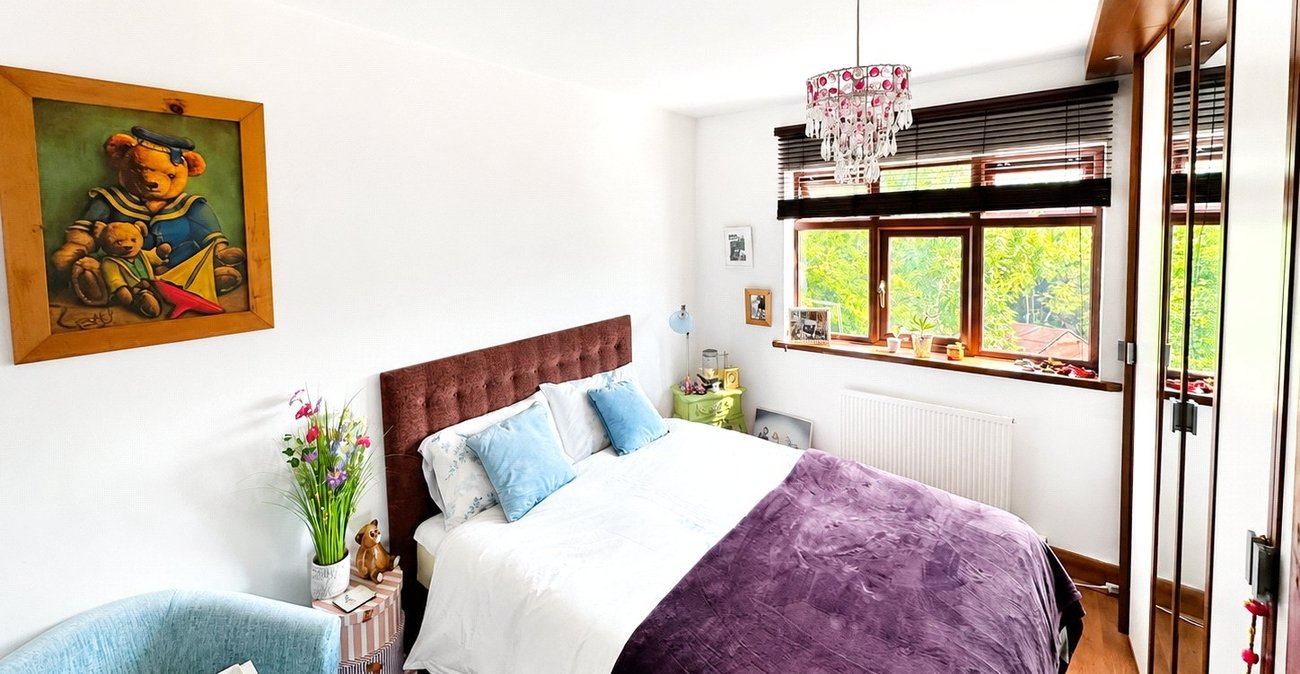 3 bedroom house for sale in Welling | Robinson Jackson
