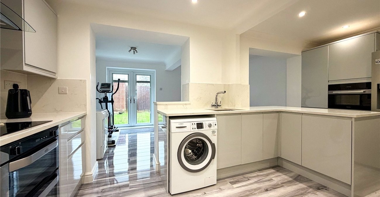 4 bedroom house for sale in Rainham | Robinson Michael & Jackson