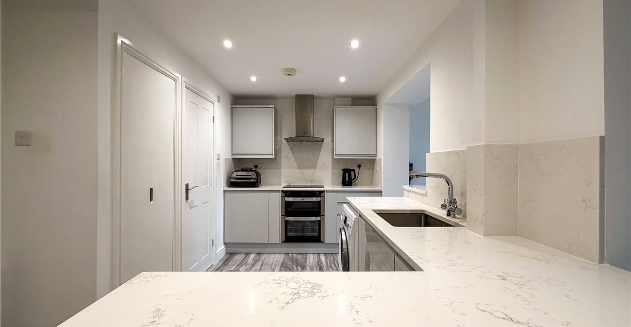 4 bedroom house for sale in Rainham | Robinson Michael & Jackson