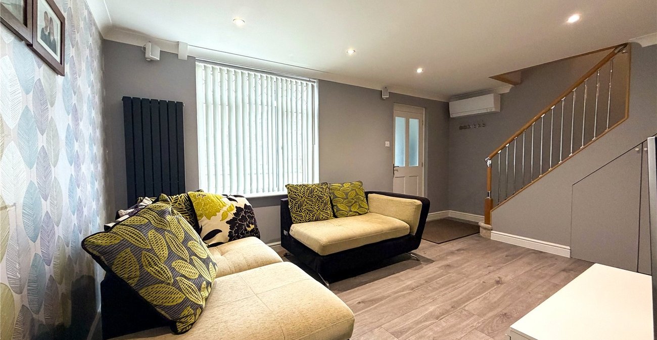 4 bedroom house for sale in Rainham | Robinson Michael & Jackson