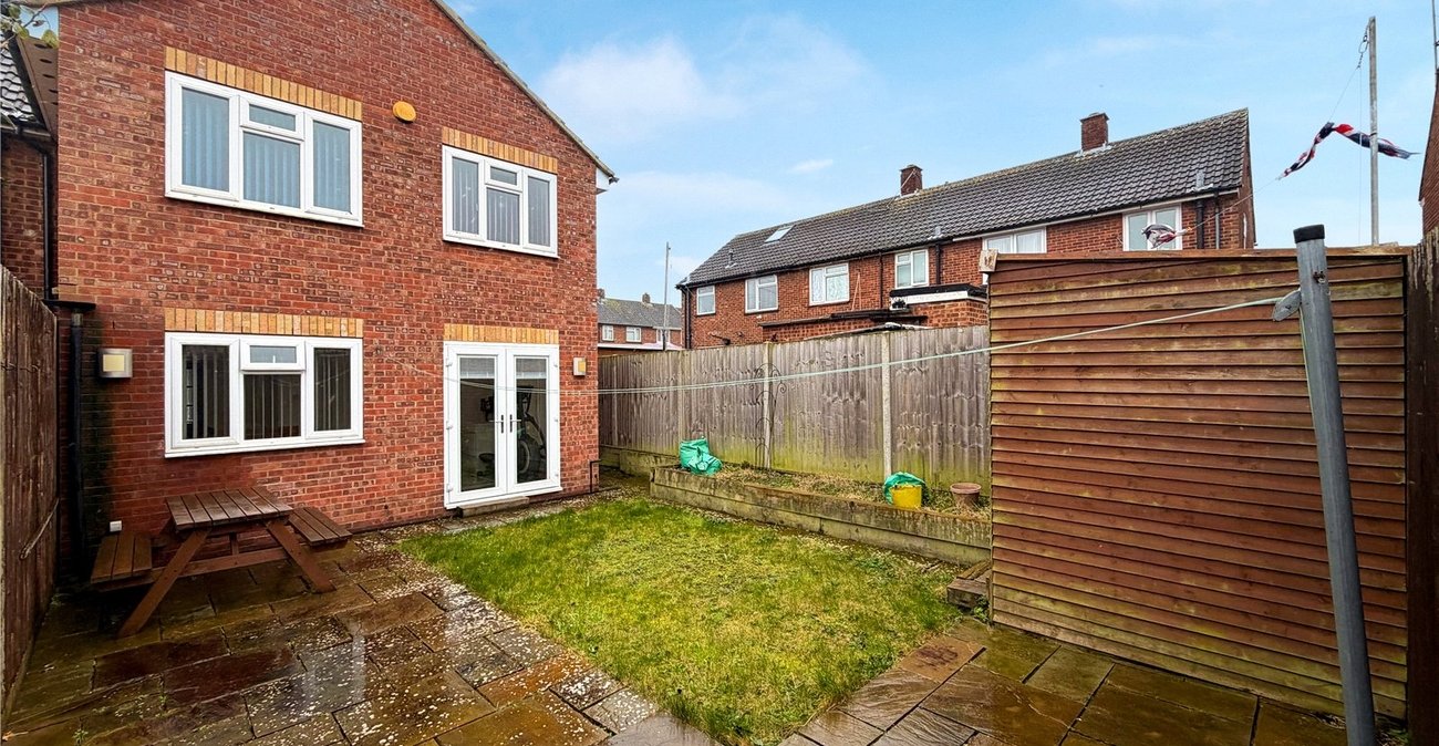 4 bedroom house for sale in Rainham | Robinson Michael & Jackson