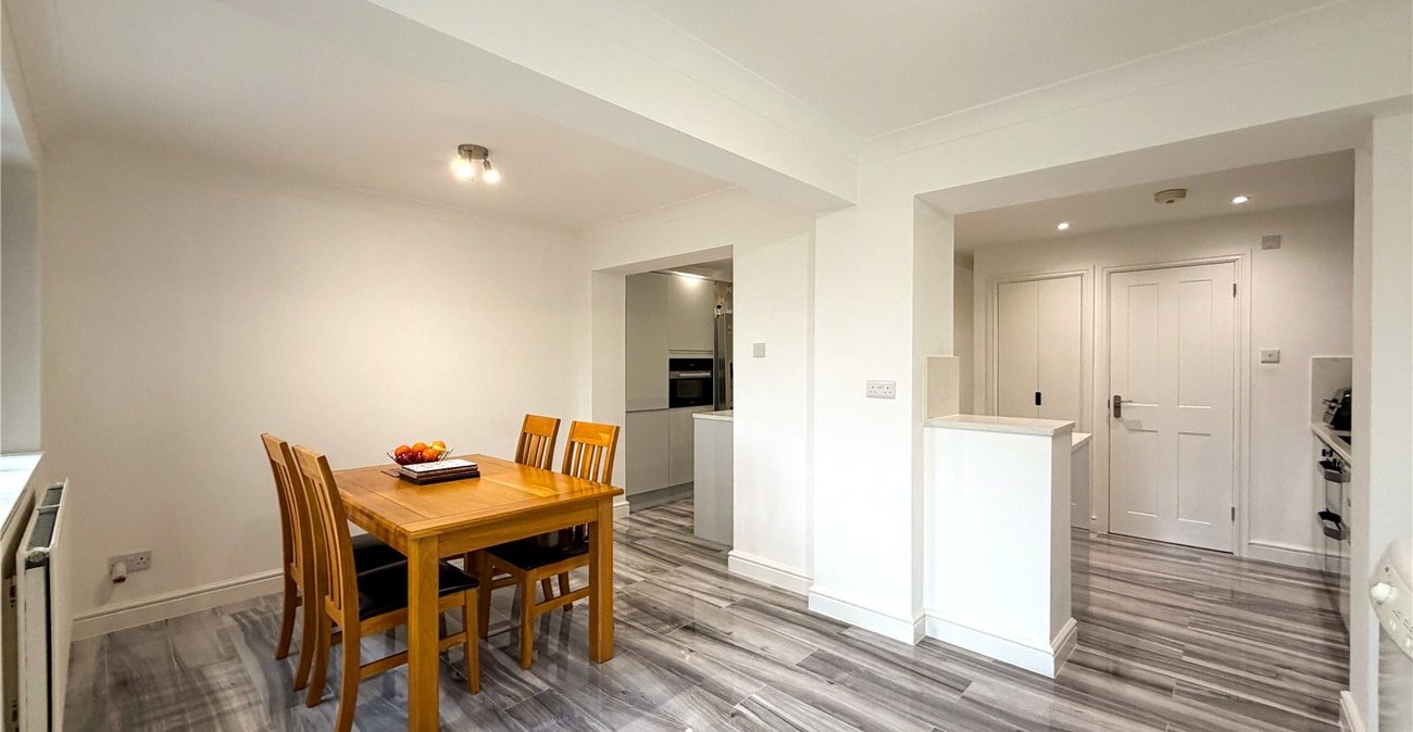 4 bedroom house for sale in Rainham | Robinson Michael & Jackson