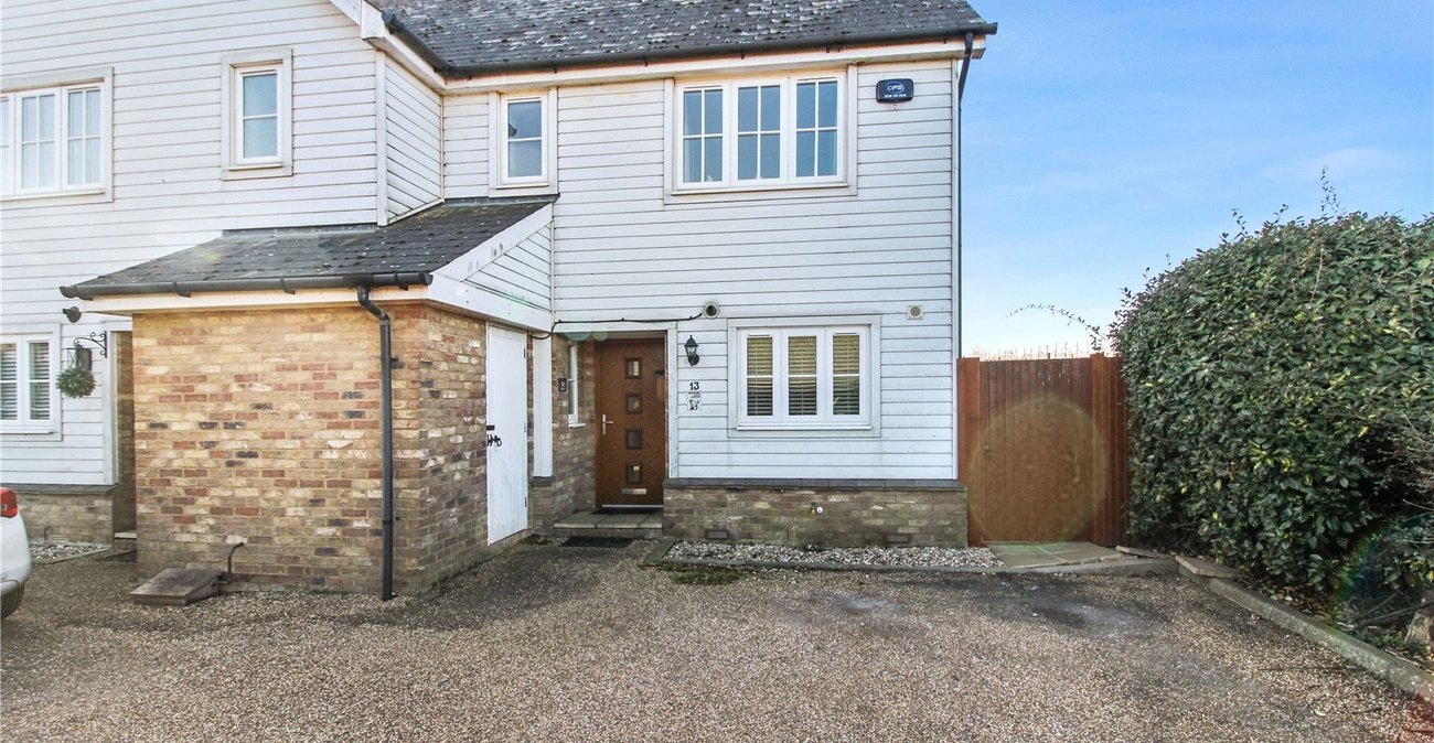 3 bedroom house for sale in Rainham | Robinson Michael & Jackson