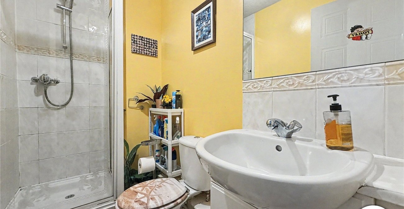 4 bedroom property for sale in Chatham | Robinson Michael & Jackson