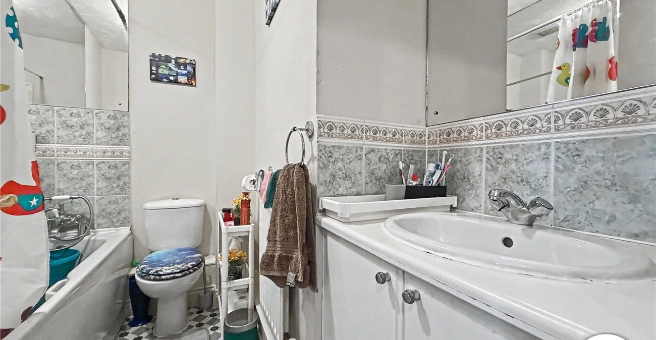 4 bedroom property for sale in Chatham | Robinson Michael & Jackson